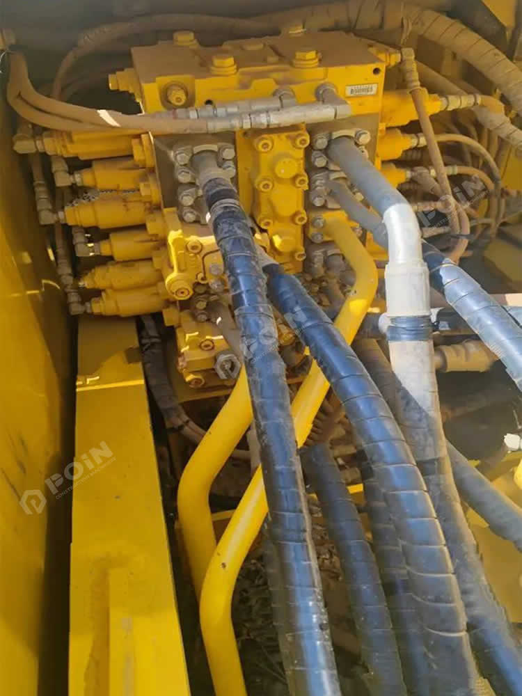 2019 KOMATSU PC200-8M0 Used Track Excavator